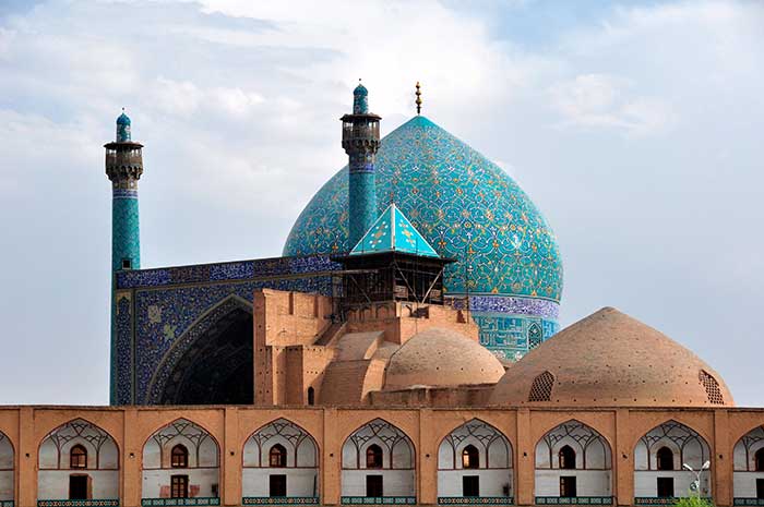 shah mosque 1