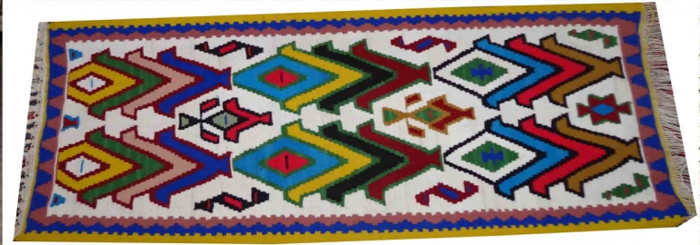 Weaving Gelim ( kind of rug )